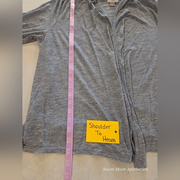 Casual Gray Open-Front Sweater - Picture 6 of 9